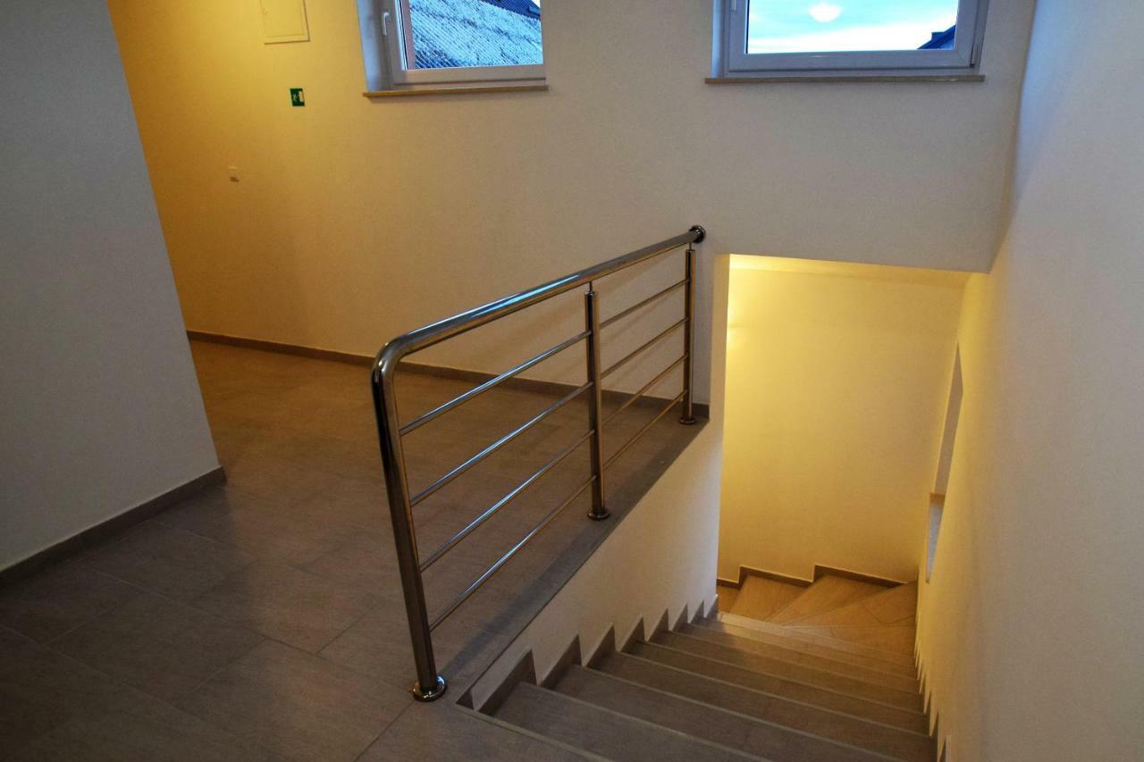 Privatni Smjestaj Most Otočac 外观 照片